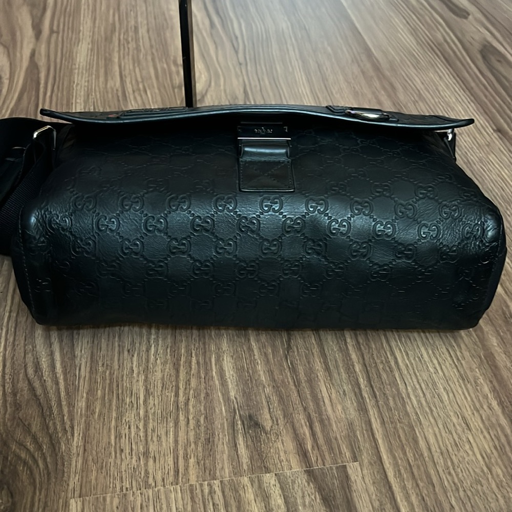 A 436- 💯 % authentic Gucci crossbody bag - Picture 13 of 16